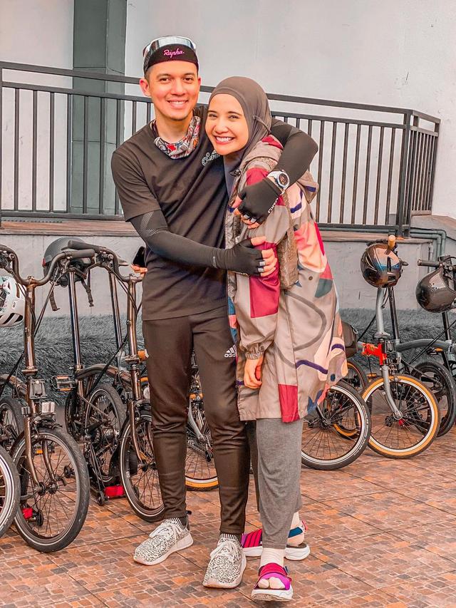 Zaskia Sungkar dan Irwansyah. (Foto: Instagram @zaskiasungkar15)