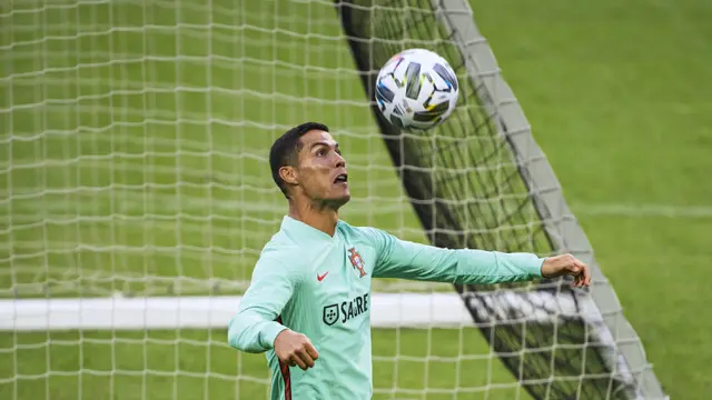 Cristiano Ronaldo Bersiap Jelang Portugal Hadapi Swedia di UEFA Nations League