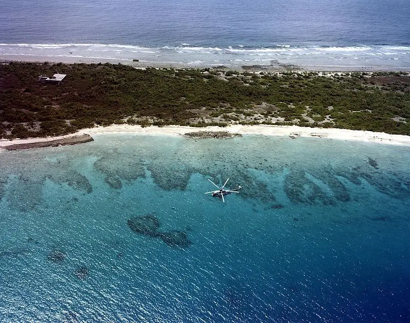 Di balik keindahannya saat ini, Bikini Atoll menyimpan sejarah mengerikan (Wikipedia)