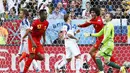 Jelang akhir laga, Divock Origi (17), sukses menjebol gawang Rusia dan membawa Belgia kokoh di puncak klasemen Grup H Piala Dunia 2014, Brasil, (22/6/2014). (REUTERS/Tony Gentile)