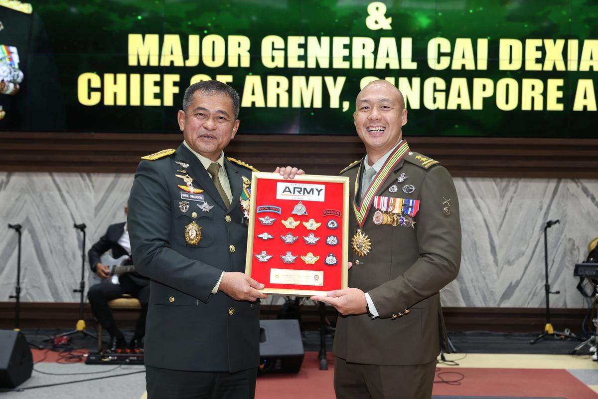 FOTO: Kasad Maruli Terima Kunjungan Kepala Angkatan Darat Singapura
