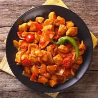 ilustrasi Resep Tumis Dada Ayam Saus Merah/copyright by AS Food studio from Shutterstock