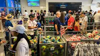 Foto Eksklusif: Jersey Rp2,3 Juta Laris Manis, FIFA Store MetLife Stadium Diserbu Fans