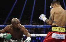 Ronde pertama, Mayweather dan Berto tak banyak lancarkan serangan
