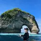 Prilly Latuconsina mancing dengan metode popping yang dipelajarinya belakangan ini. Hasilnya, ia panen banyak ikan dari perairan Nusa Penida, Bali. (Foto: Dok. Instagram @prillylatuconsina96)