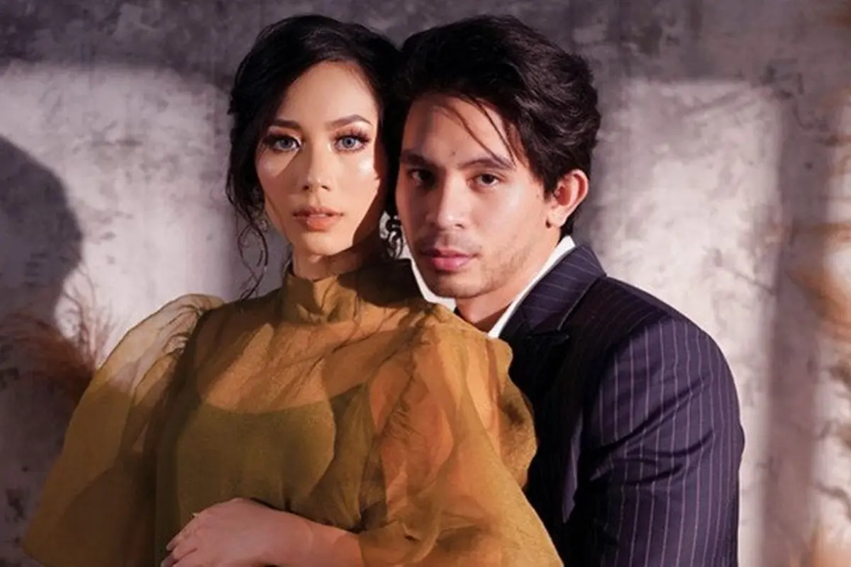 7 Gaya  Maternity Shoot Abel Cantika, Tampil Memesona saat Hamil Tua