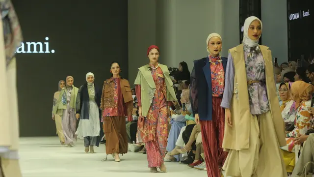 10 Inspirasi Gaya Hijab Edgy dari Koleksi Primavera KAMI di JFW 2024