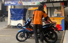 Blak-blakan Juru Parkir Mini Market soal Setoran dan Campur Tangan Pemilik Tanah