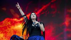 Amy Lee dari Evanescence di Louder Than Life Music Festival. (Foto: Amy Harris/Invision/AP)