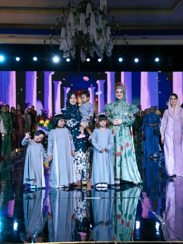 Tampilan Irish Bella dalam Balutan Hijab Premium, Bergaya Elegan Khas Wanita Modern
