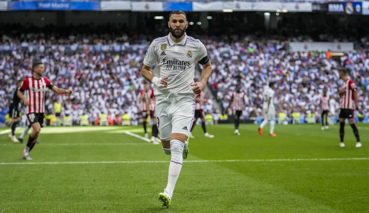 <p>Real Madrid mengakhiri musim ini dengan menempati posisi kedua klasemen akhir Liga Spanyol dengan raihan 78 poin dari 38 laga, sedangkan Athletic Bilbao tetap berada di peringkat ke-8 dengan raihan 51 poin. (AP Photo/Bernat Armangue)</p>