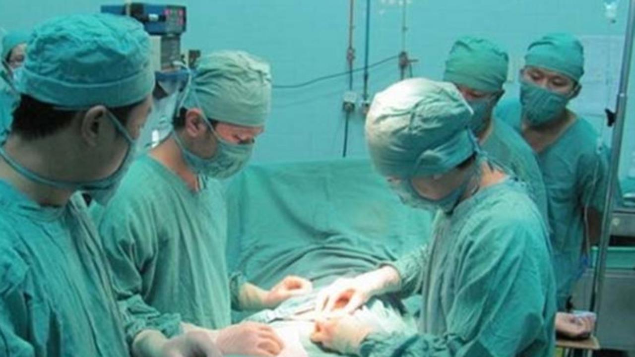Ketahui Bahaya Suntik Silikon Cair pada Penis, Jangan Coba-Coba!