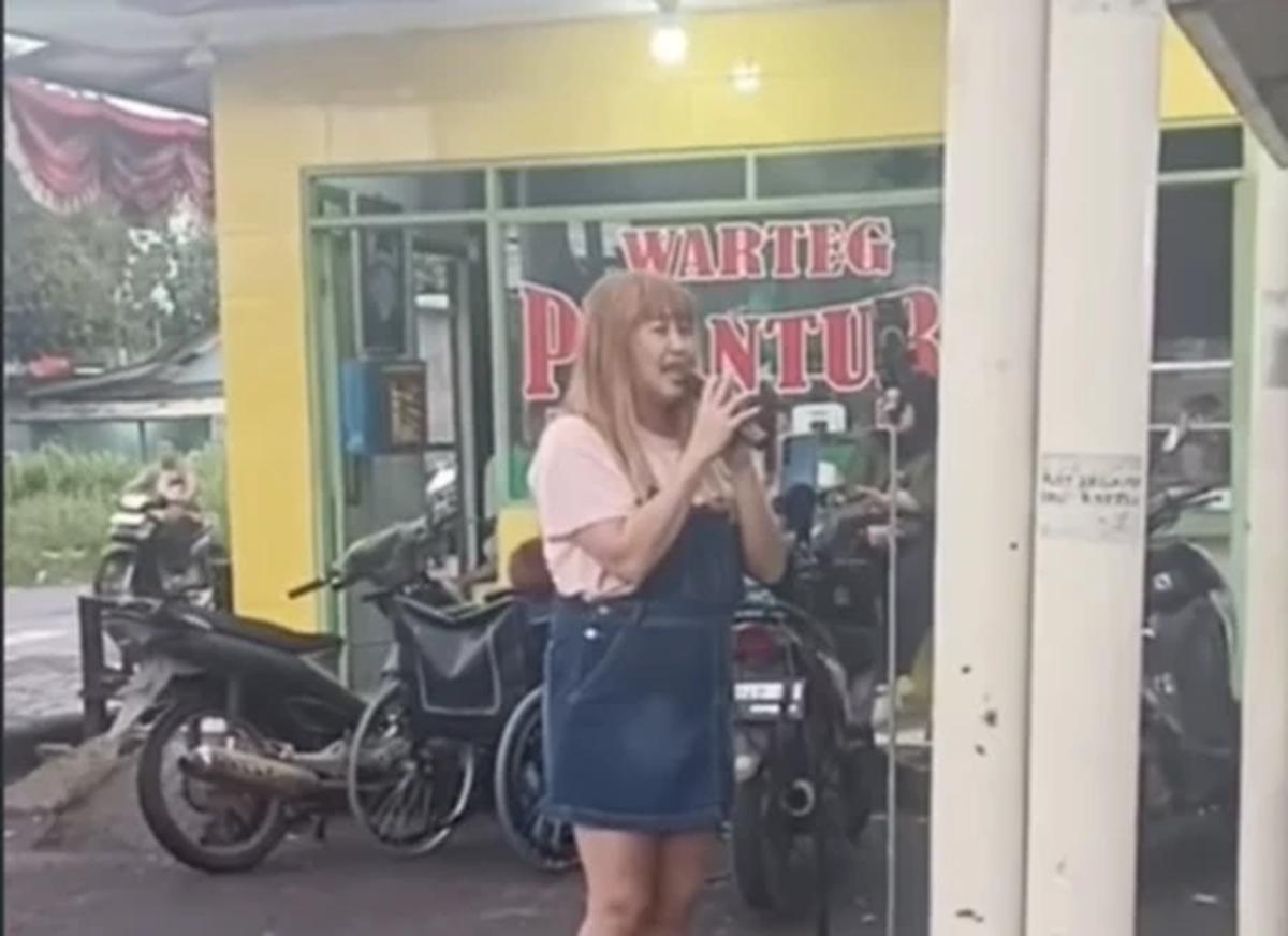 Dulu Terkanal, Kini Pinkan Mambo Ngamen di Jalanan Demi Susu Anak