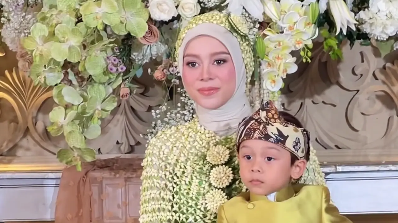 Lesti Kejora saat Tujuh Bulanan Sekaligus Gender Reveal. [@ayungberinda]
