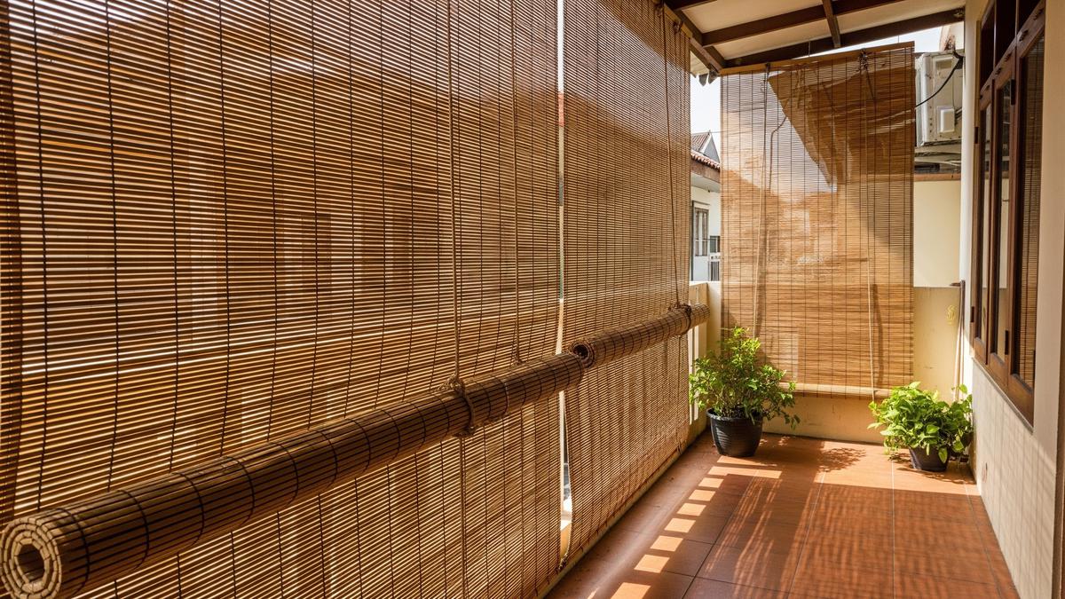 8 Ide Partisi Teras Murah untuk Privasi dan Estetika Hunian, Bikin Rumah Tampak Lebih Rapi