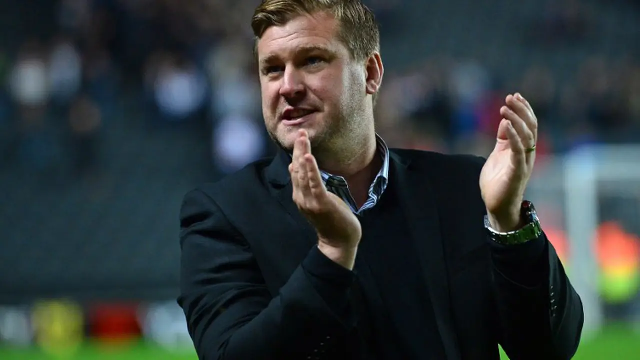 Karl Robinson
