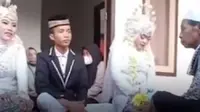 Korik (20), pemuda di NTB mantap menikahi Nur Husnul (20) sebagai istri pertama dan Yuanita (21), sebagai istri kedua. (Liputan6.com/ Istimewa)