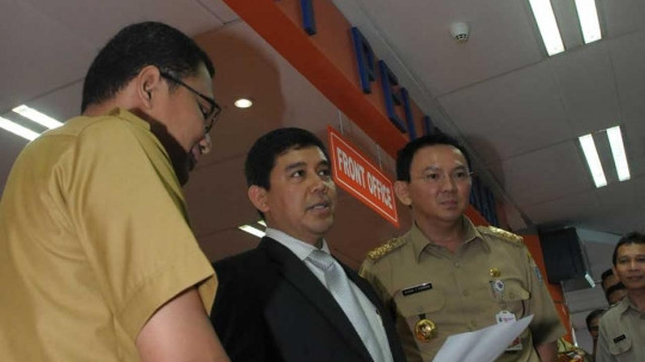 Usai cuti Lebaran, Menteri Yuddy sidak kantor Ahok