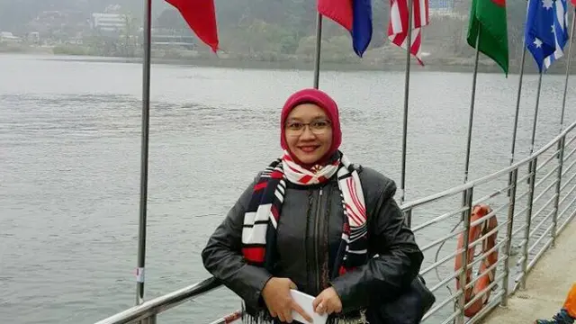5 Potret Istri Cawapres Jokowi 2019, Senyumnya Bikin Adem