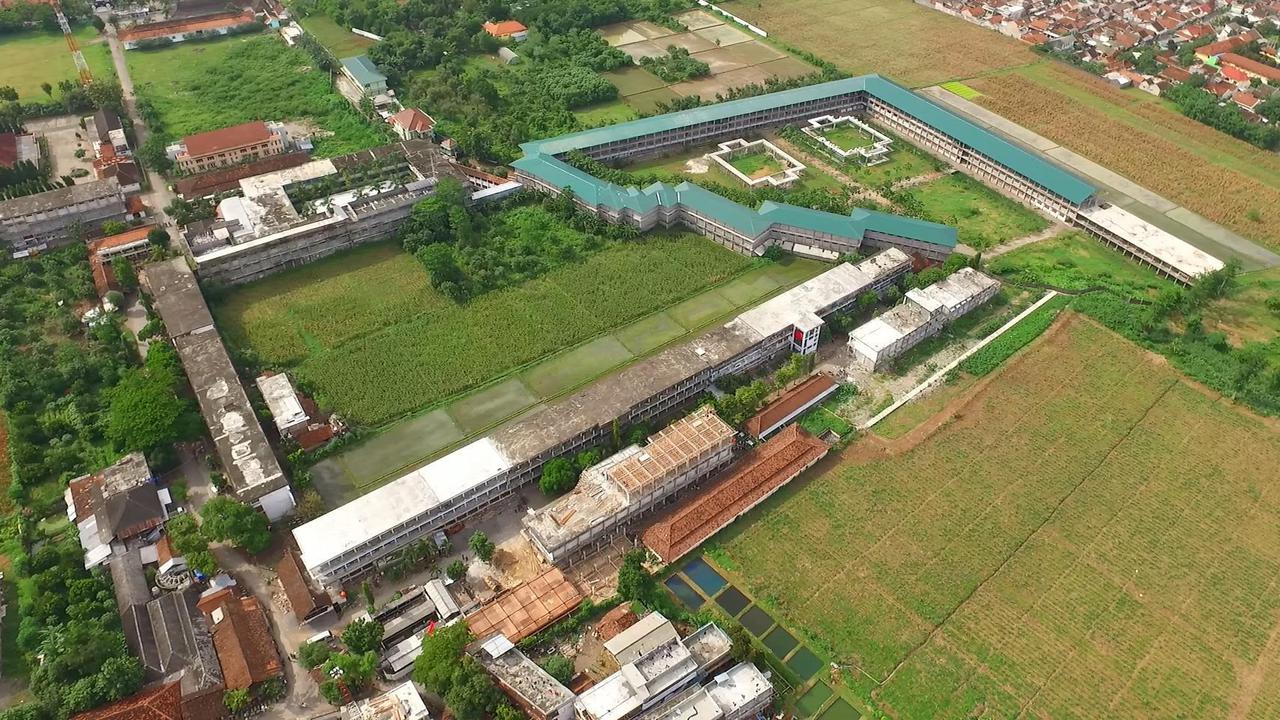 Sejarah Berdiri Pondok Pesantren Lirboyo: Biaya Masuk hingga Tokoh Pendiri