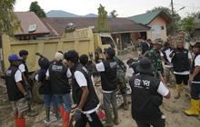 Dukung Pemulihan Pascabencana, Relawan BRI Peduli Terjun Langsung 'Bersih-bersih Sekolah' di Aceh Tamiang