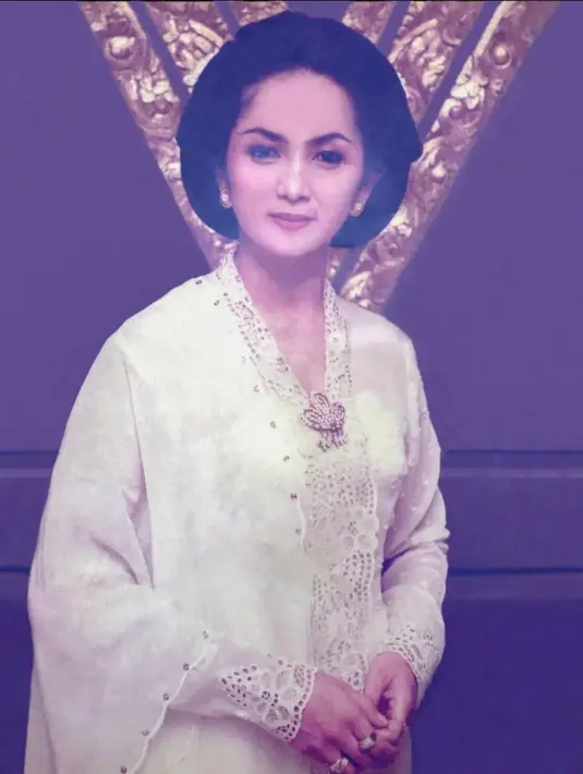 Meski tak lagi terlihat di layar kaca, perempuan kelahiran Cianjur, Jawa Barat 11 Maret 1964 itu masih kerap berbagai aktivitasnya di akun instagramnya. [Instagram/annamarten8]