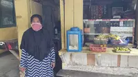 Pelaku usaha mikro di Kabupaten Subang, Jawa Barat, Ayum (60) penerima Banpres Produktif