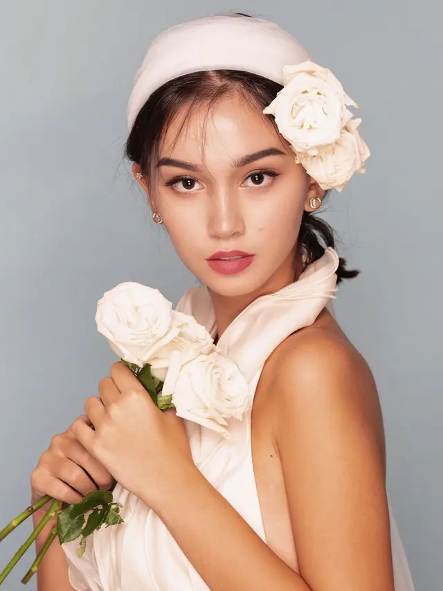 Potret Pesona Sophia Regan, Pemenang Miss Grand Indonesia 2021. (Sumber: Instagram/thesophiarogan)