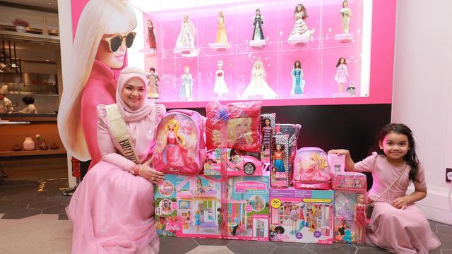 7 Potret Pesta Ulang Tahun Siti Nurhaliza Ke-43, Tampil Menawan dengan Tema Barbie