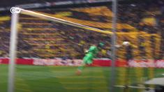 Berita Video 3 Gol Terbaik Bundesliga di Bulan April, Robert Lewandowski Salah Satunya