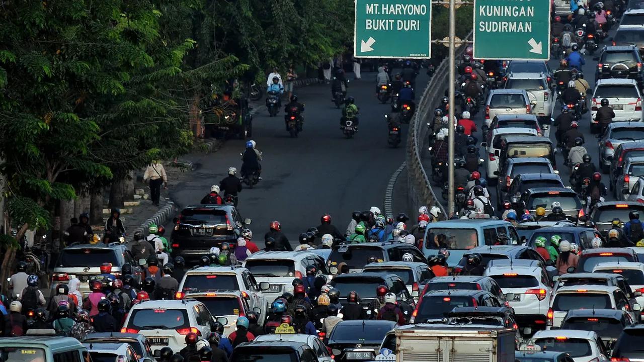Pada posisi kesepuluh kota dengan biaya hidup termahal ditempati oleh Balikpapan dengan nilai konsumsi Rp9,8 juta per bulan.