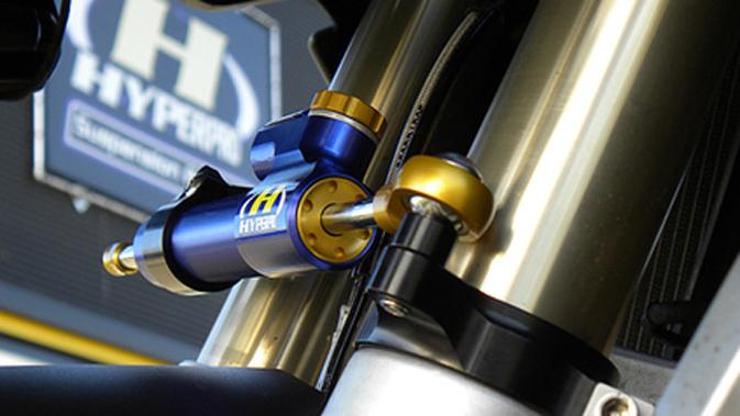 Mengenal Fungsi  Steering Damper untuk Sepeda  Motor  