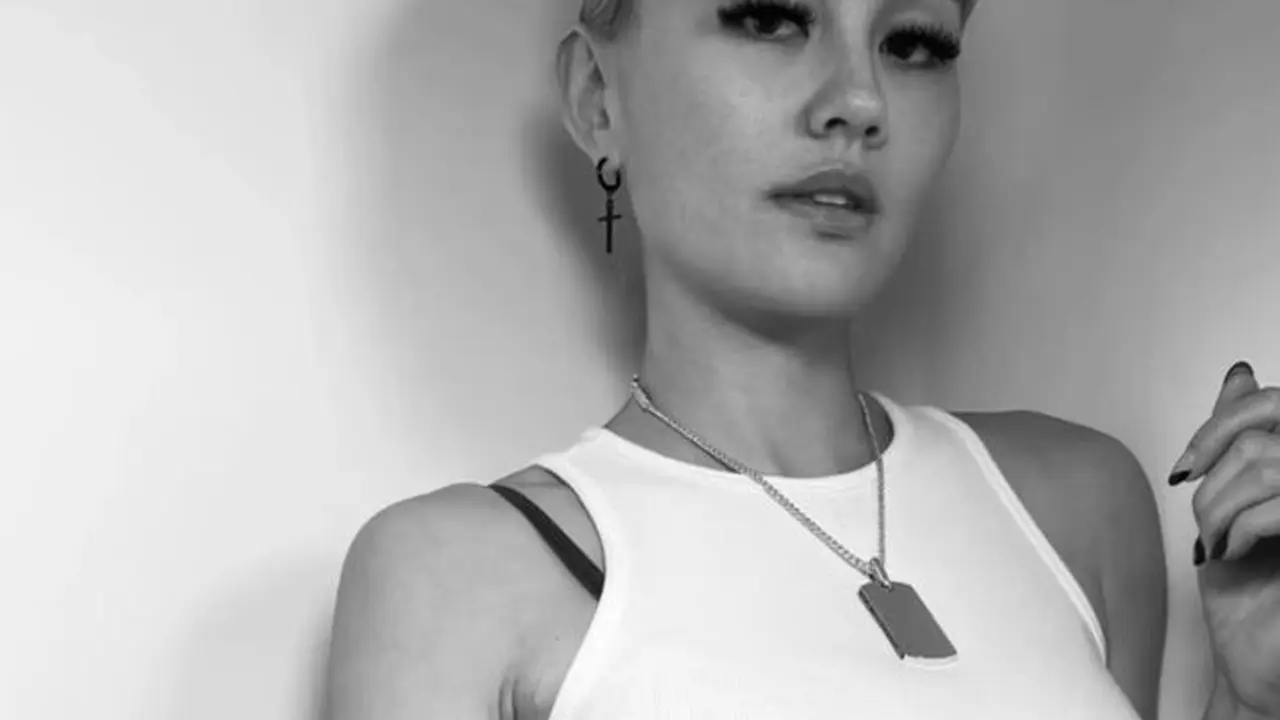 Penampilan Agnez Mo dikritik netizen