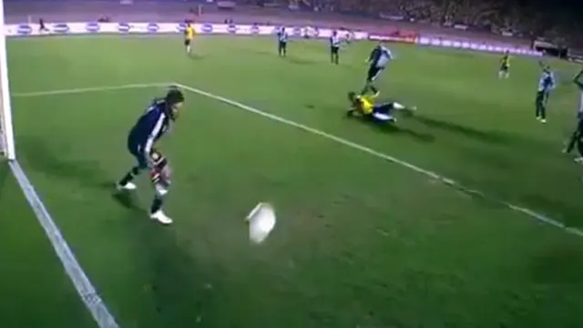 Berhasil Pindah ke Spurs, Paulinho Menangis