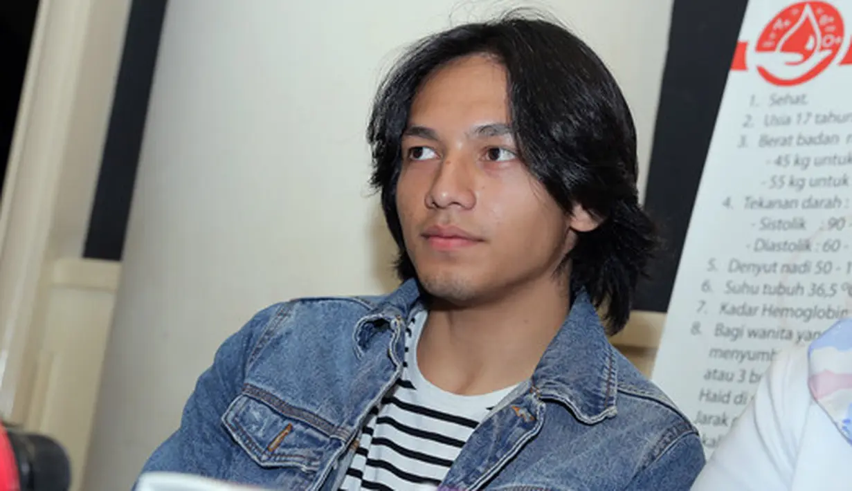 "Rekomen film semalwm gue abis nonton film korea, i saw the devil. Film ya bukan dramanya, miracle in cell no 7," ujarnya.  (Deki Prayoga/Bintang.com)