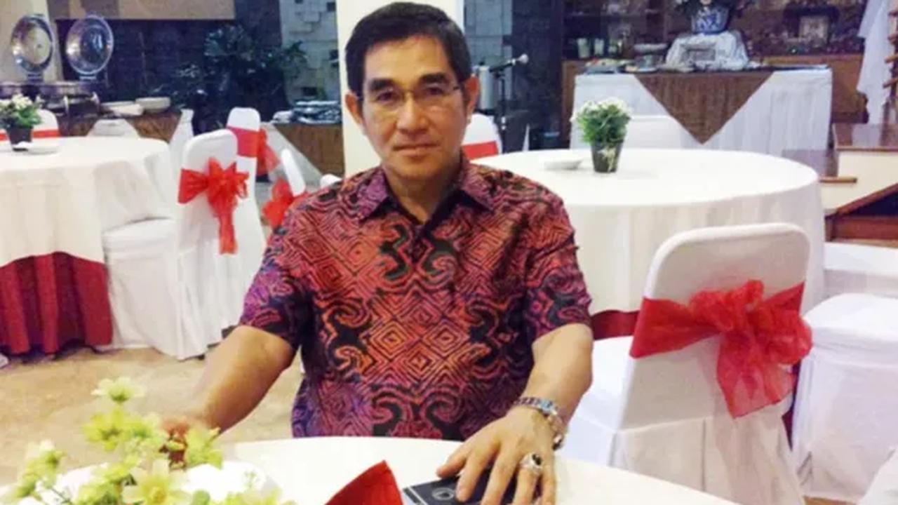 Zoelva menambahkan, ketika gubernur ditunjuk langsung oleh presiden, maka kepala daerah tersebut akan tunduk kepada presiden.&nbsp;<br>