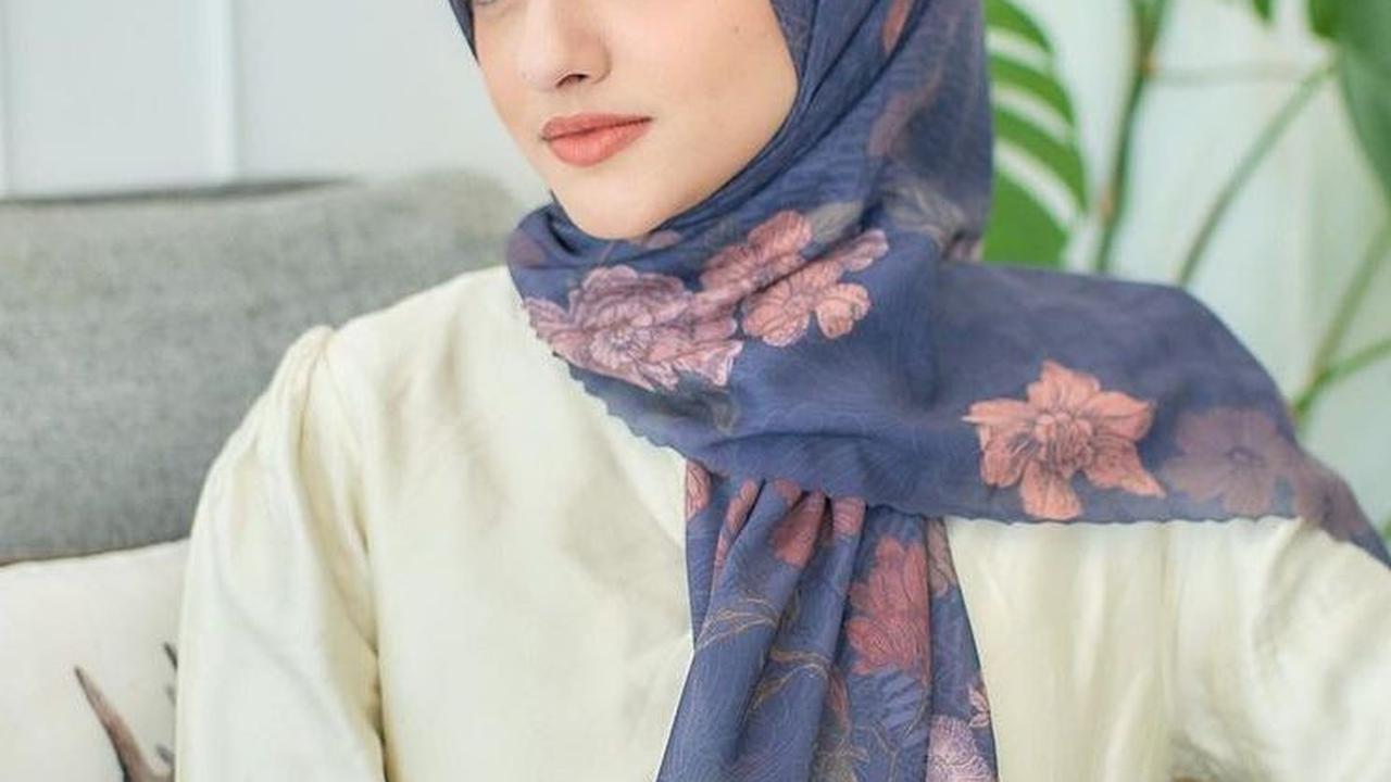 1. Pilih Hijab Polycotton Segiempat untuk Penggunaan yang Fleksibel<br>