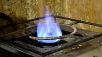Api dari instalasi biogas limbah tahu dimanfaatkan untuk memasak oleh 260 keluarga di Kalisari. (Foto: Liputan6.com/Muhamad Ridlo)