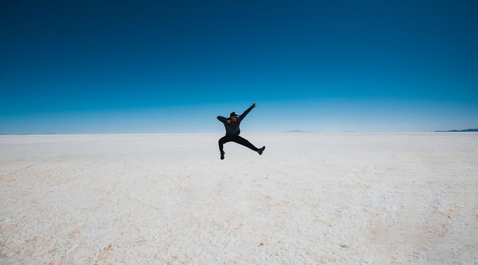 Ilustrasi inspirasi, motivasi, semangat (Photo by KAL VISUALS on Unsplash)