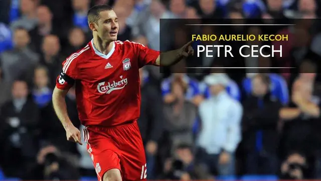 Fabio Aurelio berhasil mencetak gol dengan tendangan bebasnya ke gawang Petr Cech saat Chelsea melawan Liverpool