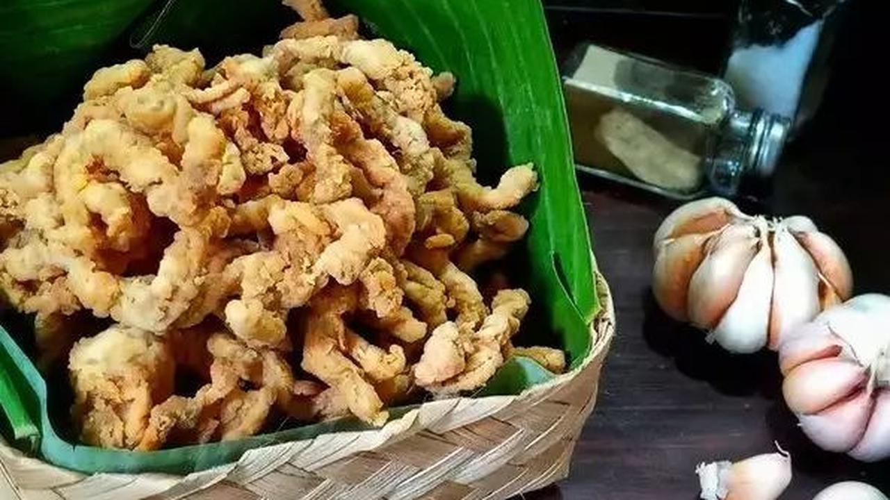 <b>7. Usus Kriuk Daun Jeruk</b>