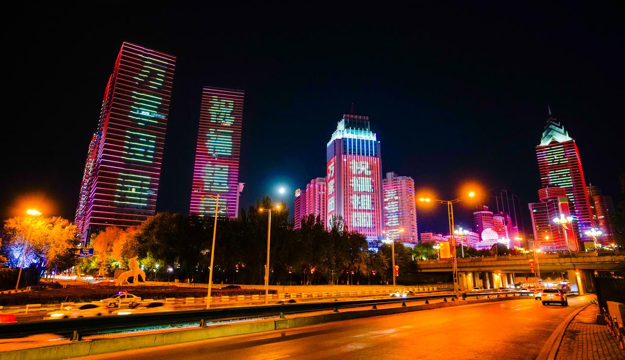 FOTO Potret  Kota Urumqi di Xinjiang Kala Malam  Hari  