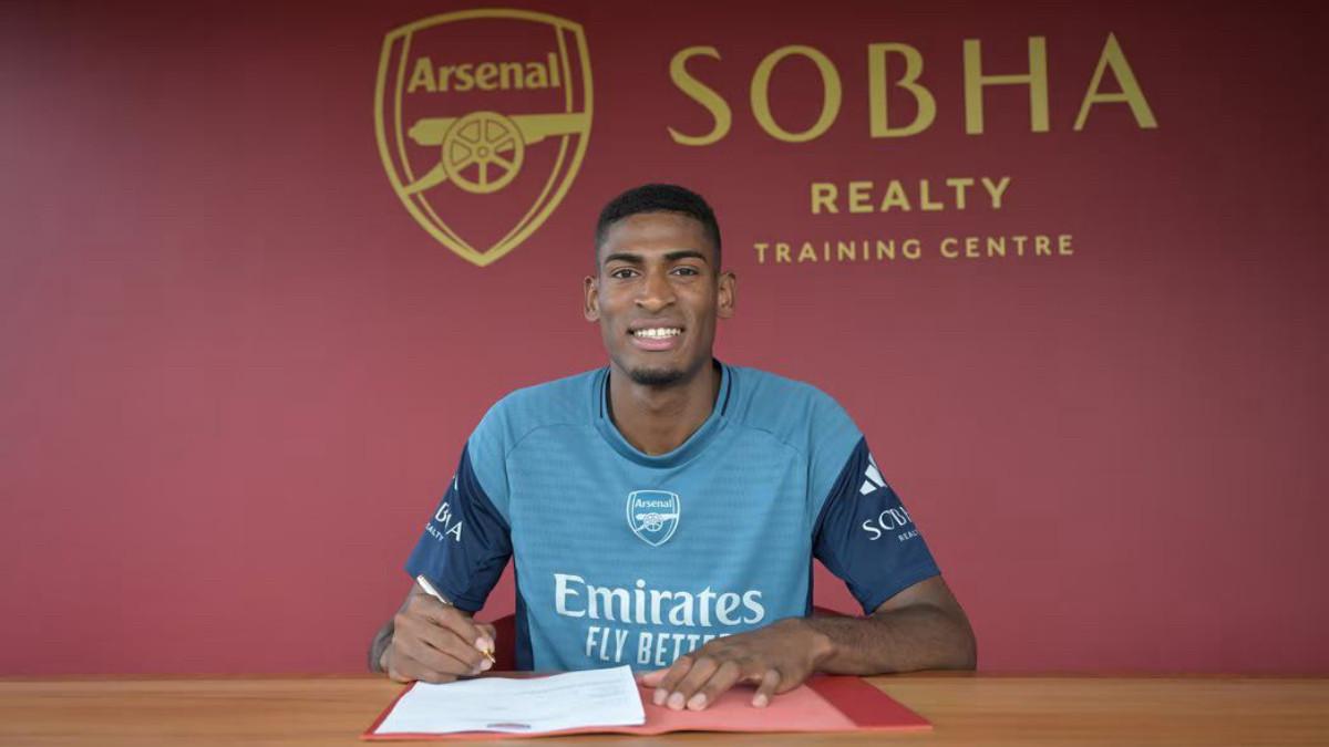 Cristhian Mosquera Ditarik Keluar, Arsenal Ungkap Kondisi Sebenarnya