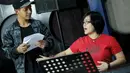 Arnold Leonard saat menjalani latihan vokal di Studio Erwin Gutawa di kawasan Antasari, Jakarta Selatan, Selasa (22/11/2016). (Adrian Putra/Bintang.com)
