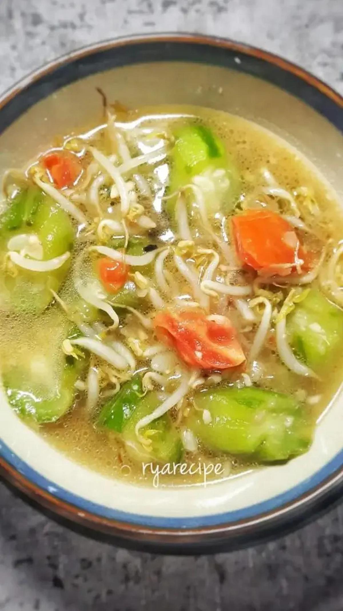 Manfaat Sayur Oyong untuk Menurunkan Kolesterol dan Menjaga Kesehatan Jantung