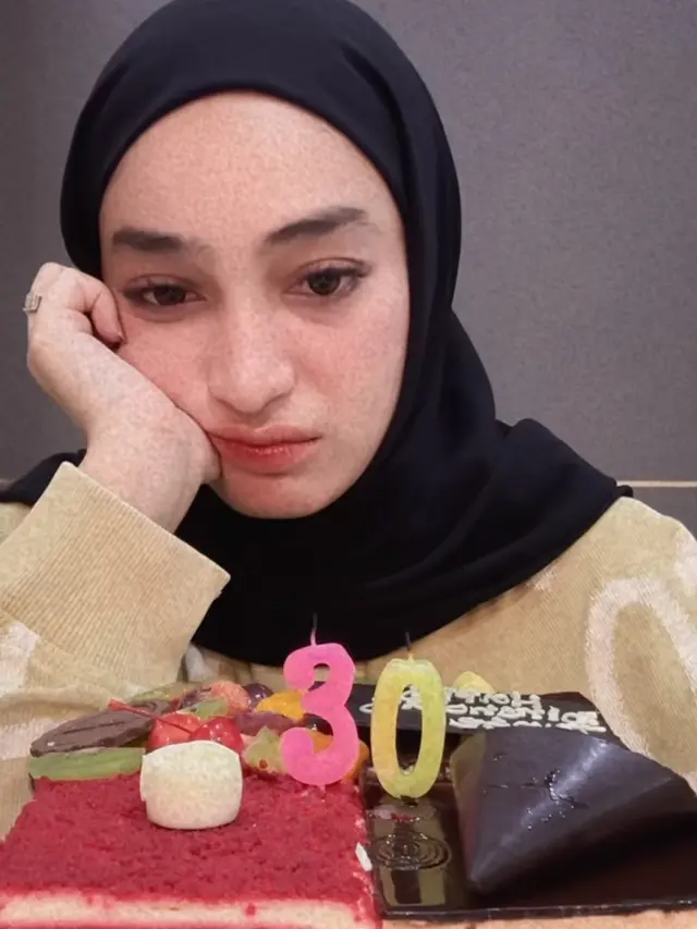 Ultah Santyka Fauziah ke-30