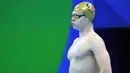 Perenang Pria asal Belgia, Glenn Surgeloose bersiap untuk bertanding di kategori gaya bebas 200 meter pada Olimpiade Rio de Janeiro 2016 di Olympic Aquatics Stadium, Brasil (7/8). (Reuters/Dominic Ebenbichler)