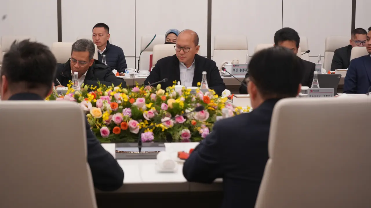 Total Komitmen Investasi USD7,46 Miliar Berhasil Dibukukan Menteri Rosan Saat Lawatan ke Tiongkok