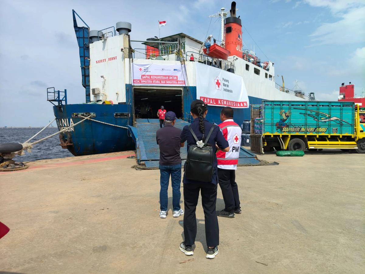 PMI Kirim Bantuan untuk Pengungsi Banjir di Aceh, Sumut dan Sumbar