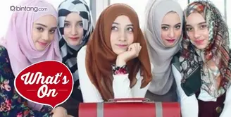 Lima hijabers cantik asal Thailand ini ternyata kakak-beradik. Lewat akun instagram @sairamirror @cattaleeyamirror @ruksanamirror @nasreenmirror @reenamirror
